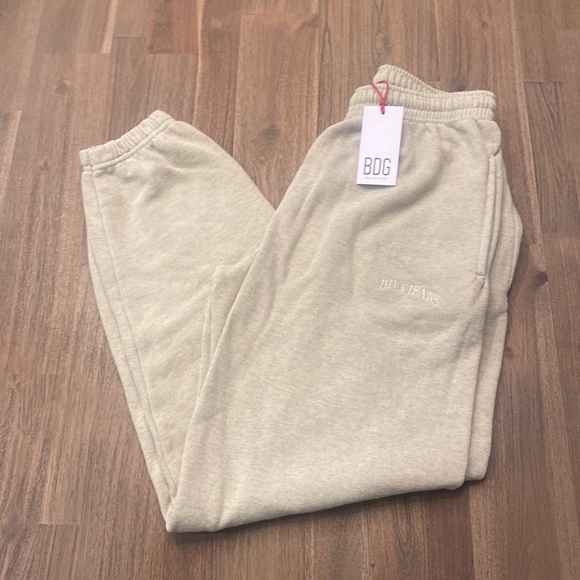 BDG | Pants & Jumpsuits | Bdg Urban Outfitters Sweatpants With Pockets ...
